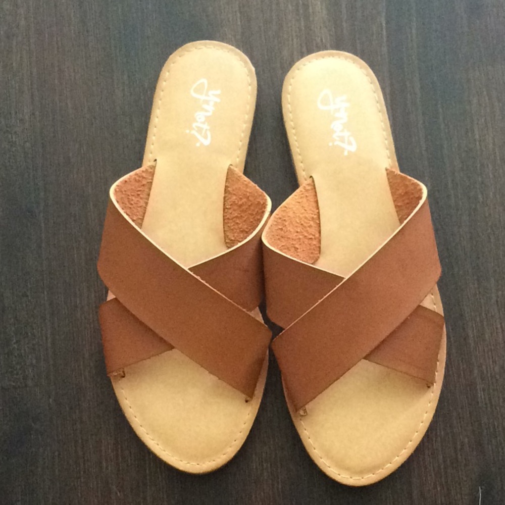 Women’s shoes
